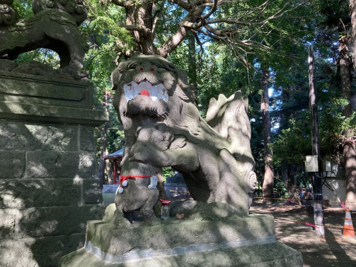 猿賀神社の子護り獅子